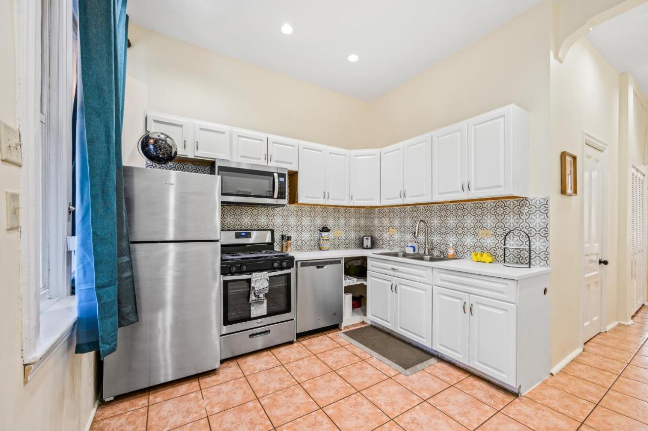 Lincoln Park Gem Apartment Чикаго Екстериор снимка